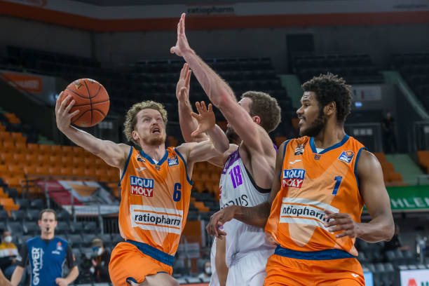 以及临场判 以及临场判